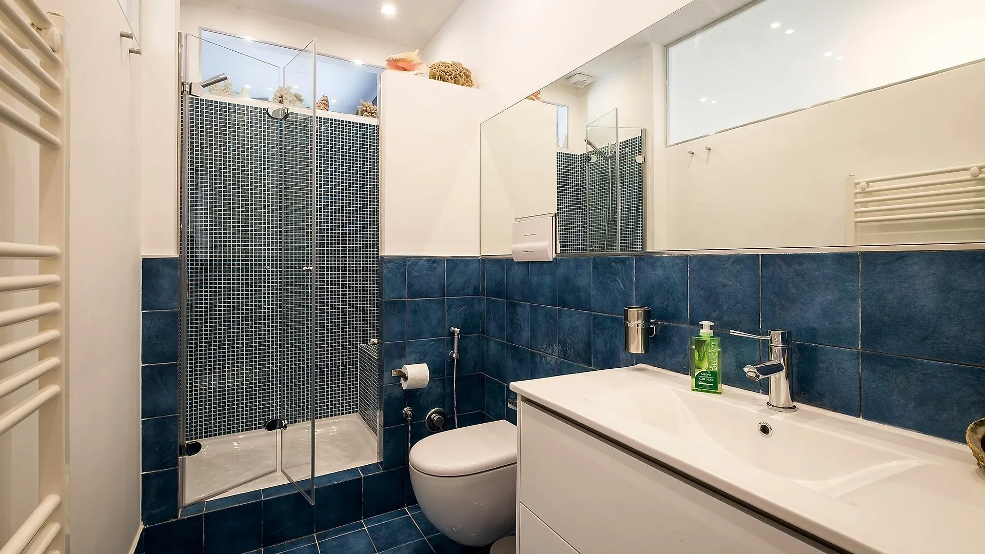 Palermo Center Liberta Suitelowcost Lägenhet