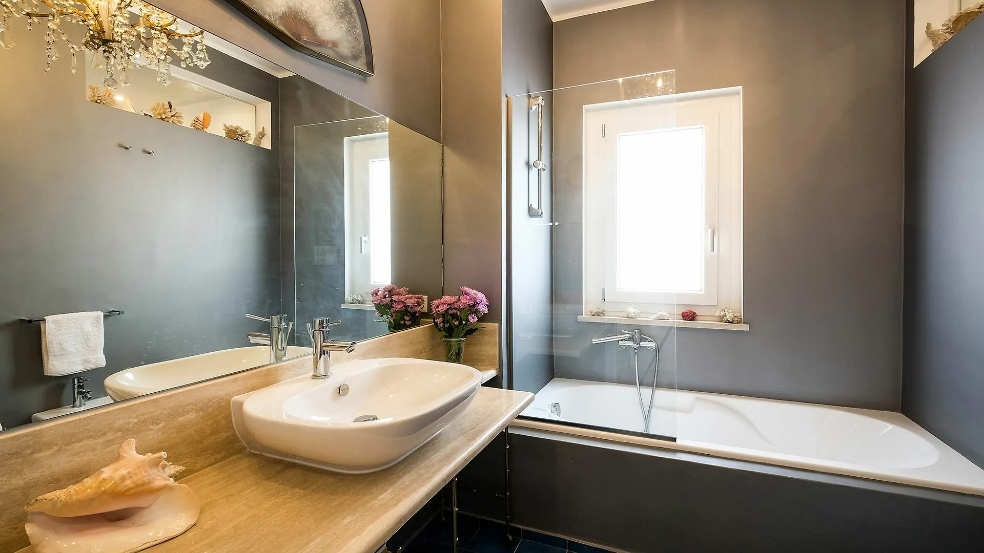 Palermo Center Liberta Suitelowcost 0*,  Włochy
